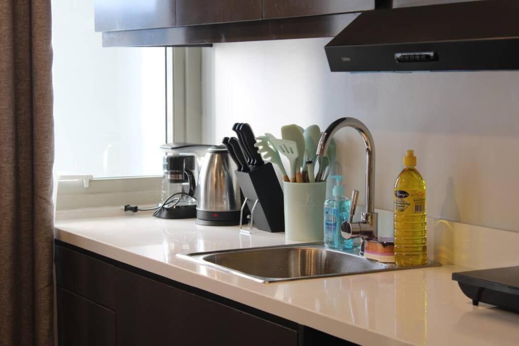 A2J Luxury Bgc Balcony Suite Near Sm Aura Taguig Manila Eksteriør bilde